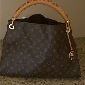 Louis Vuitton  ARTSY MM